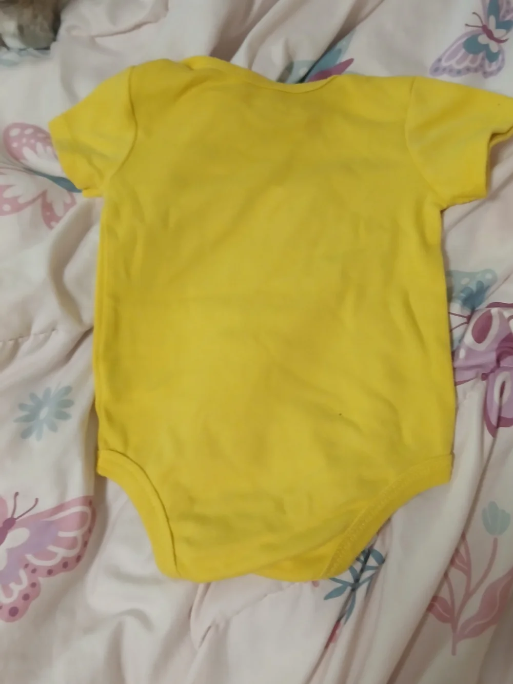 Nickelodeon Yellow SpongeBob Graphic Baby One-Piece Bodysuit